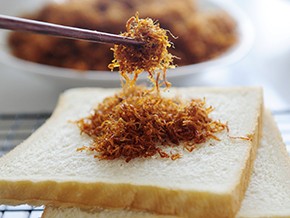 肉松餅是棉花做的嗎？怎樣辨別棉花和肉松的區(qū)別